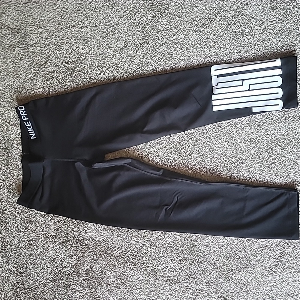 Nike pro SOLD